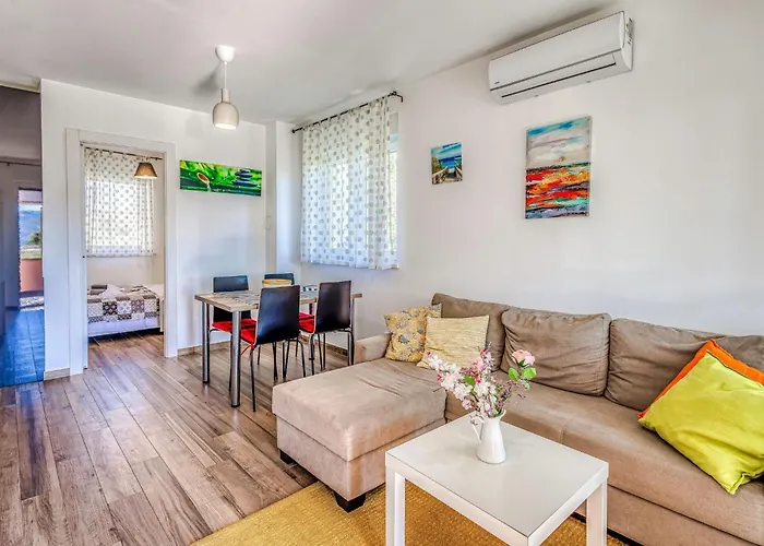 Medna A3 By Interhome شقة