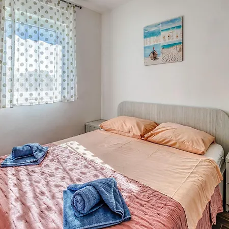 Medna A3 By Interhome * Čižići