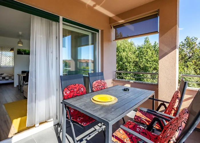 Apartamento Medna A3 By Interhome